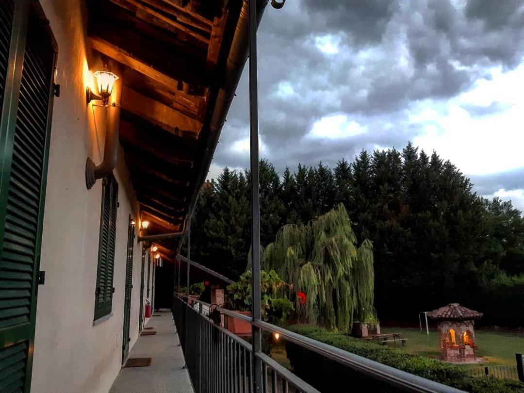 La Cascina Del Castello Villa Asti Exterior photo